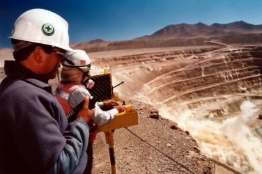 SNMPE pide facilitar condiciones para exploración minera intensiva en el Perú